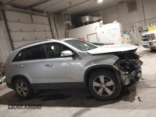 2012 Kia Sorento EX with VIN 5XYKU4A29CG285803, listed as a IAAI auction lot 41588493 with 171,891 mi miles. Bid and sale history available at carsss.com. Image 13.