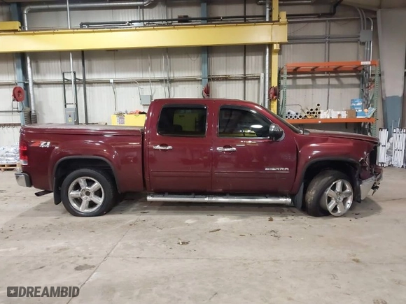 2013 GMC Sierra 1500 SLT with VIN 3GTP2WE70DG138799, listed as a IAAI auction lot 41555069 with 137,850 mi miles. Bid and sale history available at carsss.com. Image 13.