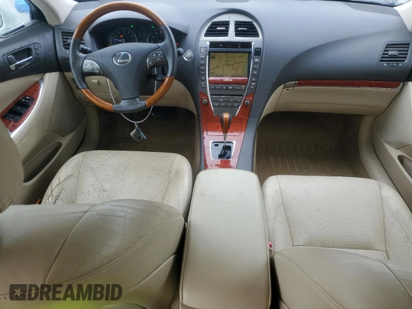 2010 Lexus ES 330 z VIN JTHBK1EG2A2371471, wystawiony jako Copart lot #57050725 z przebiegiem 133 576 mil mil oraz Szkoda całkowita • Salvage title. Historia ofert i sprzedaży dostępna na DreamBid. Obrazek 8.