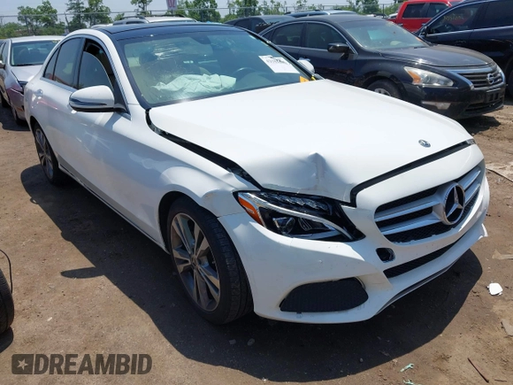 2018 Mercedes-Benz C 300 z VIN WDDWF4JB1JR420773, wystawiony jako IAAI lot #42381686 z przebiegiem Nie podano mil oraz . Historia ofert i sprzedaży dostępna na DreamBid. Obrazek 1.