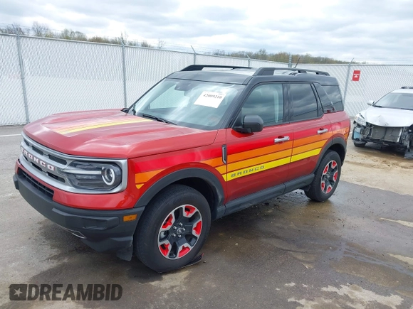 2024 Ford Bronco z VIN 3FMCR9K69RRF45079, wystawiony jako IAAI lot #42009210 z przebiegiem 3 267 mil mil oraz . Historia ofert i sprzedaży dostępna na DreamBid. Obrazek 2.