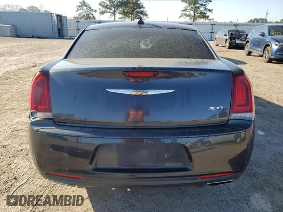 2015 Chrysler 300 with VIN 2C3CCABG4FH853479, listed as a Copart auction lot 48600135 with 207,327 mi miles and Clean Title. Bid and sale history available at carsss.com. Image 6.