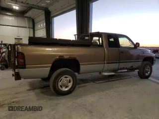 2001 Dodge Ram 2500 with VIN 1B7KF236X1J193739, listed as a Copart auction lot 82654584 with 191,466 mi miles and Clean Title. Bid and sale history available at carsss.com. Image 3.