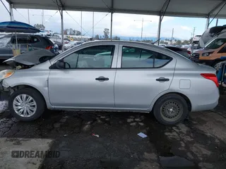 2014 Nissan Versa SV with VIN 3N1CN7AP3EL850625, listed as a IAAI auction lot 41786792 with 193,433 mi miles and . Bid and sale history available at carsss.com. Image 14.