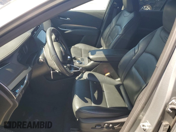 2023 Cadillac XT4 FWD Premium Luxury с VIN 1GYFZCR42PF170188, выставлен на аукционе Copart как лот 48849355 с пробегом 48 810 миль миль и Списание • Salvage title. История ставок и продаж доступна на DreamBid. Изображение 7.