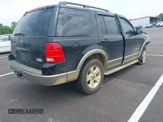 2004 Ford Explorer Eddie Bauer with VIN 1FMZU74K44ZA92419, listed as a IAAI auction lot 42440778 with 217,527 mi miles and . Bid and sale history available at DreamBid. Image 4.