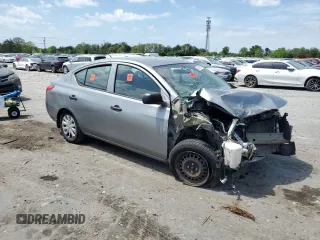 2014 Nissan Versa S with VIN 3N1CN7AP5EL864820, listed as a Copart auction lot 53992555 with 0 mi miles and Salvage Title. Bid and sale history available at carsss.com. Image 4.
