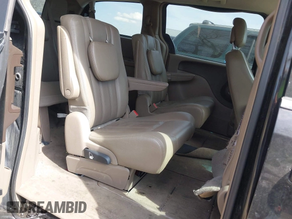 2016 Chrysler Town & Country Touring with VIN 2C4RC1BG3GR296159, listed as a IAAI auction lot 41908925 with 185,039 mi miles. Bid and sale history available at carsss.com. Image 8.