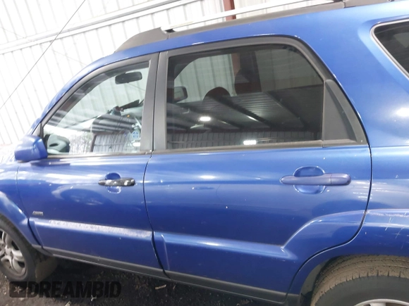 2005 Kia Sportage LX with VIN KNDJE723757109849, listed as a IAAI auction lot 41505516 with 243,556 mi miles and . Bid and sale history available at carsss.com. Image 13.