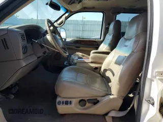 2000 Ford Excursion Limited с VIN 1FMNU43SXYED53743, выставлен на аукционе Copart как лот 59313845 с пробегом 391 409 миль миль и Списание • Salvage title. История ставок и продаж доступна на DreamBid. Изображение 7.