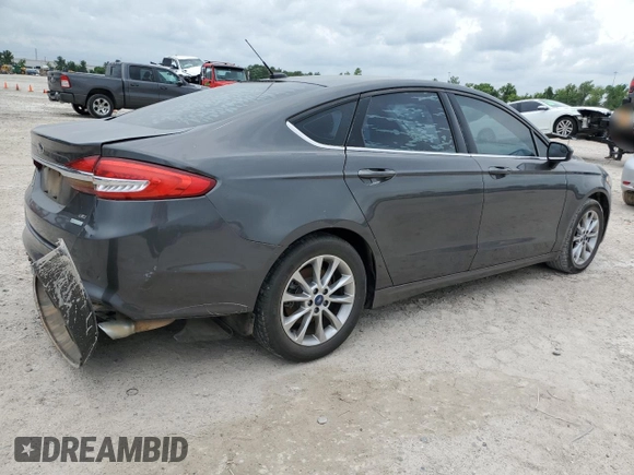 2017 Ford Fusion SE with VIN 3FA6P0HD1HR140783, listed as a Copart auction lot 54942525 with 161,957 mi miles and Clean Title. Bid and sale history available at DreamBid. Image 3.