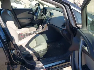 2014 Buick Verano Convenience Group with VIN 1G4PR5SKXE4222816, listed as a IAAI auction lot 40687899 with 133,369 mi miles. Bid and sale history available at carsss.com. Image 5.
