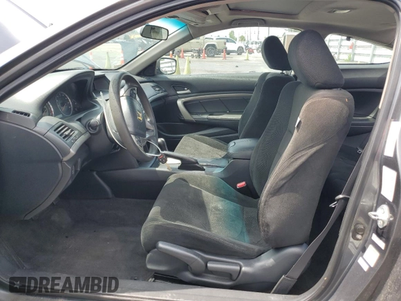 2009 Honda Accord EX z VIN 1HGCS12709A019308, wystawiony jako Copart lot #59321835 z przebiegiem 118 215 mil mil oraz Czysty tytuł • Clean title. Historia ofert i sprzedaży dostępna na DreamBid. Obrazek 7.