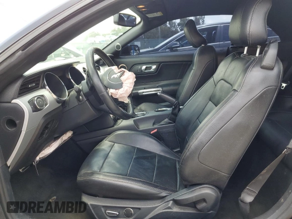 2016 Ford Mustang GT Premium z VIN 1FATP8FF1G5296023, wystawiony jako Copart lot #60981925 z przebiegiem 100 109 mil mil oraz Szkoda całkowita • Salvage title. Historia ofert i sprzedaży dostępna na DreamBid. Obrazek 7.