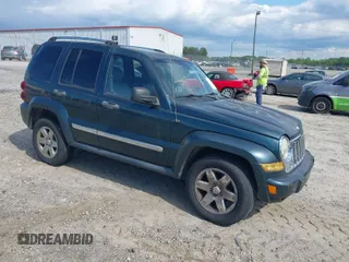 2005 Jeep Liberty Limited with VIN 1J4GL58K55W660168, listed as a IAAI auction lot 42017019 with 166,401 mi miles. Bid and sale history available at carsss.com. Image 1.