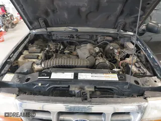 1999 Ford Ranger XLT with VIN 1FTZR15X0XPB95267, listed as a IAAI auction lot 41880544 with 222,938 mi miles. Bid and sale history available at carsss.com. Image 10.