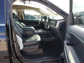 2024 Ford Expedition XLT with VIN 1FMJU1H88REA29329, listed as a IAAI auction lot 41982656 with 8,721 mi miles and . Bid and sale history available at DreamBid. Image 5.