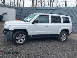 2016 Jeep Patriot High Altitude with VIN 1C4NJRFB2GD671687, listed as a IAAI auction lot 42038220 with 93,973 mi miles and . Bid and sale history available at carsss.com. Image 14.