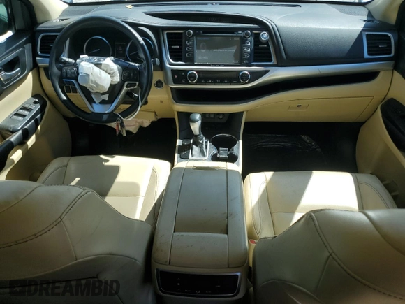 2017 Toyota Highlander XLE with VIN 5TDKZRFH3HS521741, listed as a Copart auction lot 55981365 with 91,680 mi miles and Salvage title. Bid and sale history available at DreamBid. Image 8.