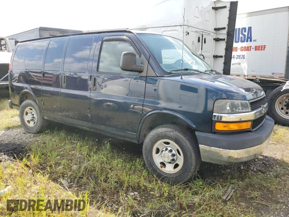 2008 Chevrolet Express Cargo Van with VIN 1GCGG25C881134558, listed as a Copart auction lot 67207324 with 54,369 mi miles and Salvage Title. Bid and sale history available at carsss.com. Image 4.