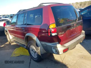 2000 Mitsubishi Montero Sport LS with VIN JA4LS31H5YP036261, listed as a IAAI auction lot 41303180 with 230,630 mi miles. Bid and sale history available at carsss.com. Image 3.