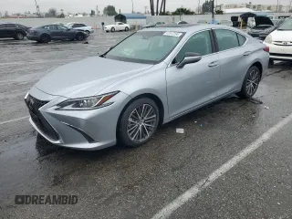 2025 Lexus ES with VIN 58ADA1C1XSU056777, listed as a Copart auction lot 47812285 with 1,585 mi miles and Salvage Title. Bid and sale history available at carsss.com. Image 1.