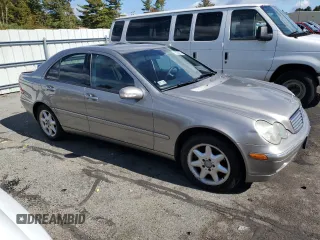 2004 Mercedes-Benz C 320 with VIN WDBRF64J54F538237, listed as a Copart auction lot 75284944 with 123,170 mi miles and Salvage Title. Bid and sale history available at DreamBid. Image 4.