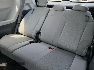 2022 Toyota Sienna LE z VIN 5TDKSKFCXNS070061, wystawiony jako IAAI lot #42182905 z przebiegiem 96 308 mil mil oraz . Historia ofert i sprzedaży dostępna na DreamBid. Obrazek 1.