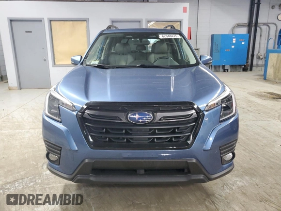 2022 Subaru Forester Limited with VIN JF2SKANC9NH473319, listed as a Copart auction lot 62348475 with 75,339 mi miles and Clean title. Bid and sale history available at DreamBid. Image 5.