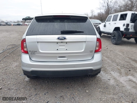 2011 Ford Edge SEL with VIN 2FMDK4JC1BBA91014, listed as a IAAI auction lot 41833499 with 200,150 mi miles. Bid and sale history available at carsss.com. Image 16.