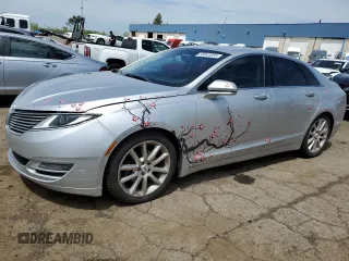 2013 Lincoln MKZ z VIN 3LN6L2G94DR807446, wystawiony jako Copart lot #55043205 z przebiegiem 101 578 mil mil oraz Czysty tytuł • Clean title. Historia ofert i sprzedaży dostępna na DreamBid. Obrazek 1.