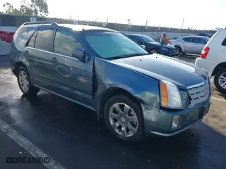 2006 Cadillac SRX with VIN 1GYEE637X60217920, listed as a IAAI auction lot 41499908 with 129,614 mi miles. Bid and sale history available at carsss.com. Image 1.