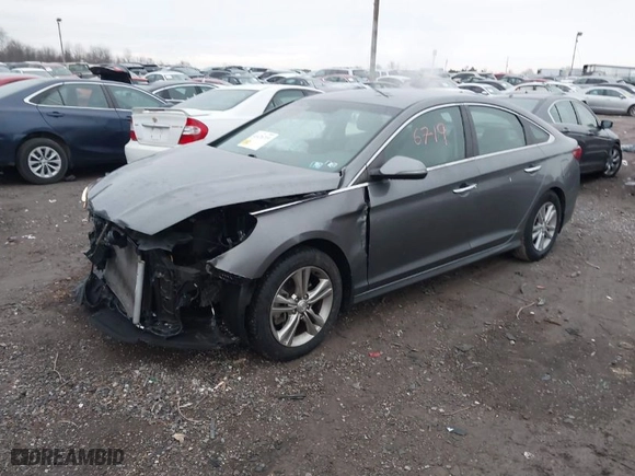 2019 Hyundai Sonata Sport with VIN 5NPE34AF2KH809108, listed as a IAAI auction lot 41476719 with 111,041 mi miles. Bid and sale history available at carsss.com. Image 2.