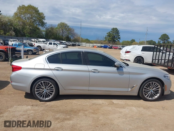 2020 BMW 5 Series 530i z VIN WBAJR3C04LWW70303, wystawiony jako IAAI lot #41887836 z przebiegiem 88 641 mil mil oraz . Historia ofert i sprzedaży dostępna na DreamBid. Obrazek 13.