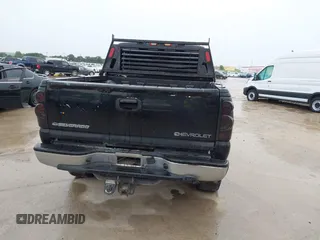 2005 Chevrolet Silverado 1500 LT with VIN 2GCEK13T451222239, listed as a IAAI auction lot 42035279 with 191,439 mi miles and . Bid and sale history available at DreamBid. Image 16.