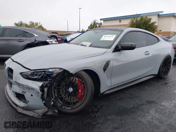 2023 BMW M4 Competition xDrive с VIN WBS43AZ00PCM16326, выставлен на аукционе IAAI как лот 42153872 с пробегом 10 165 миль миль и . История ставок и продаж доступна на DreamBid. Изображение 18.