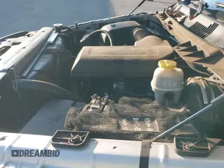 2018 Ram 1500 Big Horn z VIN 1C6RR7GG4JS106327, wystawiony jako IAAI lot #41266719 z przebiegiem 127 798 mil mil oraz . Historia ofert i sprzedaży dostępna na DreamBid. Obrazek 19.