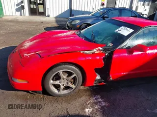 2000 Chevrolet Corvette with VIN 1G1YY22G2Y5118656, listed as a IAAI auction lot 41325356 with 179,963 mi miles. Bid and sale history available at carsss.com. Image 6.