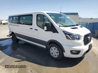 2023 Ford Transit Passenger XL with VIN 1FBAX2Y8XPKB08585, listed as a Copart auction lot 48351295 with 51,307 mi miles and Clean title. Bid and sale history available at DreamBid. Image 4.