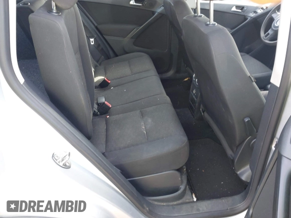 2012 Volkswagen Tiguan with VIN WVGCV7AX6CW589605, listed as a IAAI auction lot 41916090 with 123,223 mi miles and . Bid and sale history available at DreamBid. Image 8.