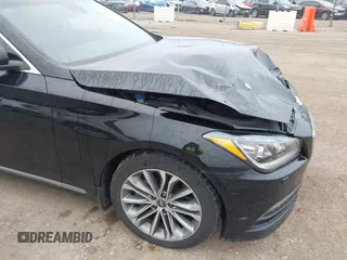 2017 Genesis G80 3.8L z VIN KMHGN4JE9HU175476, wystawiony jako IAAI lot #40933618 z przebiegiem 136 354 mil mil oraz . Historia ofert i sprzedaży dostępna na DreamBid. Obrazek 18.