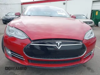 2013 Tesla Model S with VIN 5YJSA1CG0DFP14545, listed as a IAAI auction lot 41806844 with Not Provided miles. Bid and sale history available at carsss.com. Image 12.