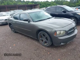 2008 Dodge Charger z VIN 2B3KA43R68H150842, wystawiony jako IAAI lot #42239002 z przebiegiem 255 304 mil mil oraz . Historia ofert i sprzedaży dostępna na DreamBid. Obrazek 1.