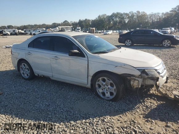 2010 Ford Fusion SE with VIN 3FAHP0HAXAR403910, listed as a Copart auction lot 77546624 with 225,684 mi miles and Salvage Title. Bid and sale history available at DreamBid. Image 4.