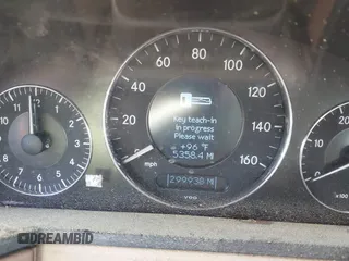 2007 Mercedes-Benz E 320 with VIN WDBUF22X17B033107, listed as a IAAI auction lot 42088387 with 299,938 mi miles and . Bid and sale history available at DreamBid. Image 7.