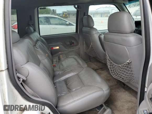 1999 Chevrolet Tahoe Z71 with VIN 1GNEK13R1XJ365475, listed as a Copart auction lot 56258175 with 184,647 mi miles and Clean Title. Bid and sale history available at DreamBid. Image 11.