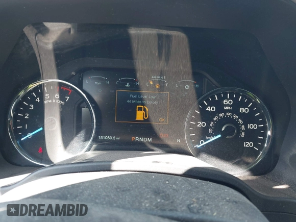 2018 Ford F-150 XL z VIN 1FTEW1E53JKE66560, wystawiony jako IAAI lot #41837583 z przebiegiem 131 060 mil mil oraz . Historia ofert i sprzedaży dostępna na DreamBid. Obrazek 7.