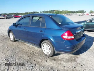 2010 Nissan Versa 1.8 S with VIN 3N1BC1APXAL374513, listed as a IAAI auction lot 42050825 with 262,600 mi miles. Bid and sale history available at carsss.com. Image 3.