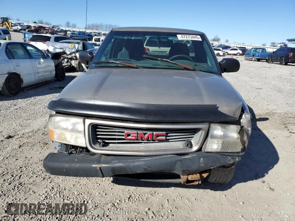 2000 GMC Sonoma SLS w/1SF Pkg with VIN 1GTCS1950Y8267762, listed as a Copart auction lot 47273445 with 117,180 mi miles and Salvage Title. Bid and sale history available at carsss.com. Image 5.