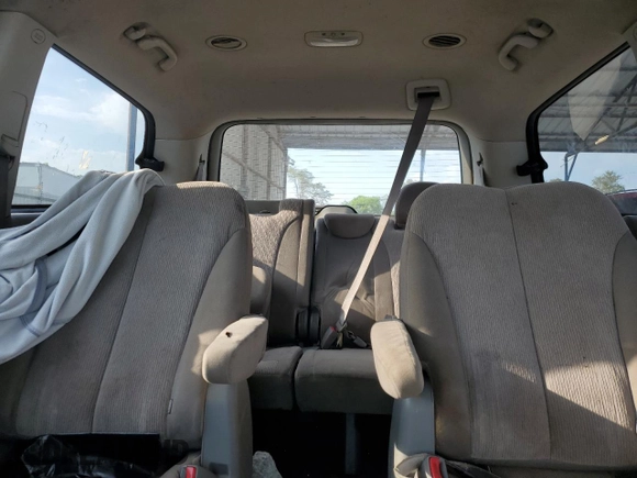2012 Kia Sedona LX with VIN KNDMG4C72C6432927, listed as a Copart auction lot 53354785 with 280,798 mi miles and Clean Title. Bid and sale history available at carsss.com. Image 10.